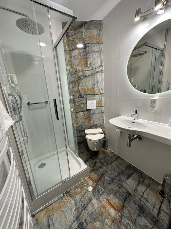 Hotel Kresowianka Konin  Εξωτερικό φωτογραφία
