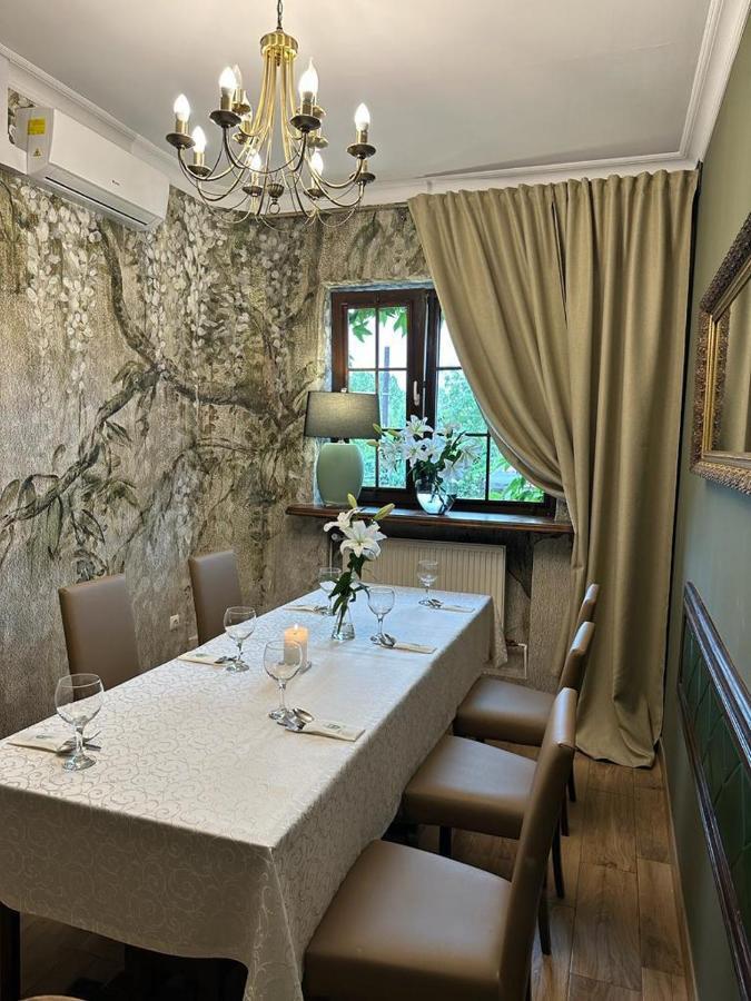 Hotel Kresowianka Konin  Εξωτερικό φωτογραφία